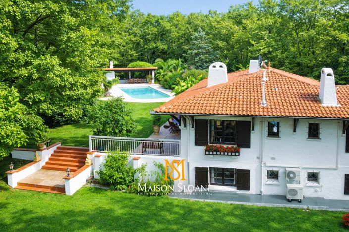 Image No.26-7 Bed House for sale