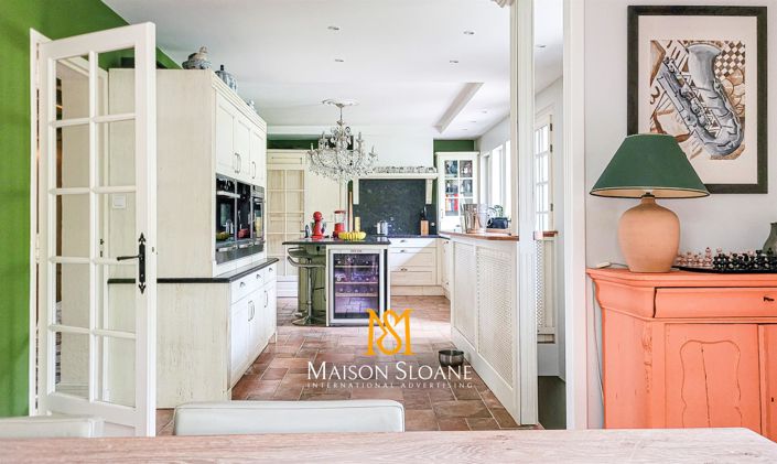 Image No.9-7 Bed House for sale