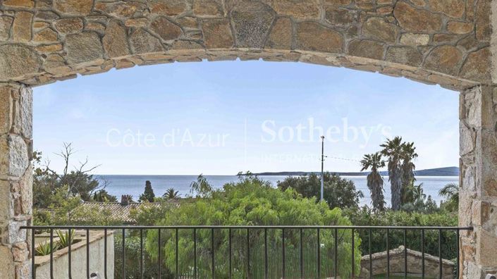 Image No.18-6 Bed House for sale