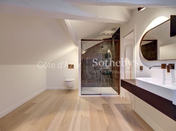 Image No.18-3 Bed Apartment for sale