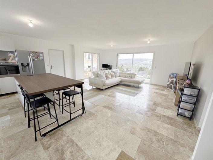 Image No.3-3 Bed House for sale