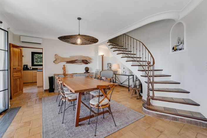 Image No.14-4 Bed House for sale