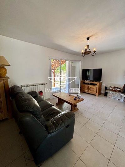 Image No.7-Maison de 4 chambres à vendre à Pouzolles