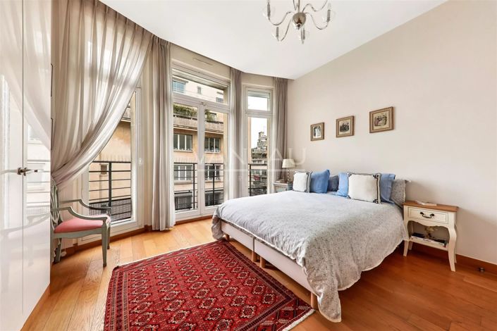 Image No.10-3 Bed Apartment for sale