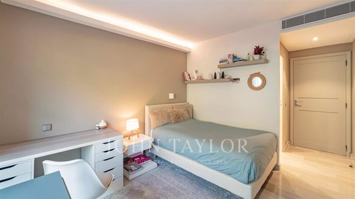 Image No.17-3 Bed Apartment for sale