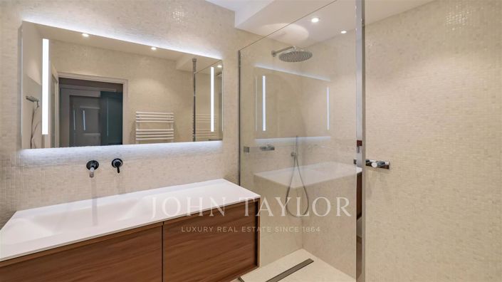 Image No.18-3 Bed Apartment for sale