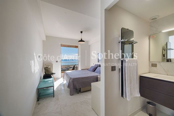 Image No.19-2 Bed Apartment for sale