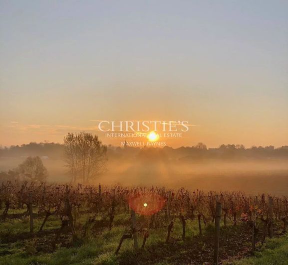 Image No.12-7 Bed House for sale