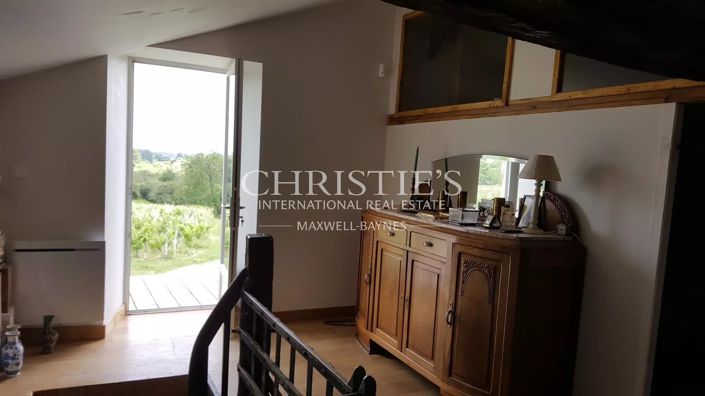 Image No.8-7 Bed House for sale