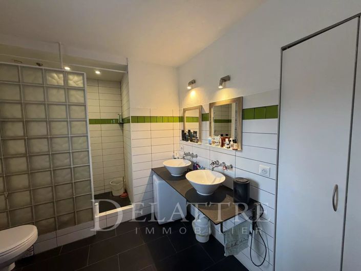 Image No.14-6 Bed House for sale