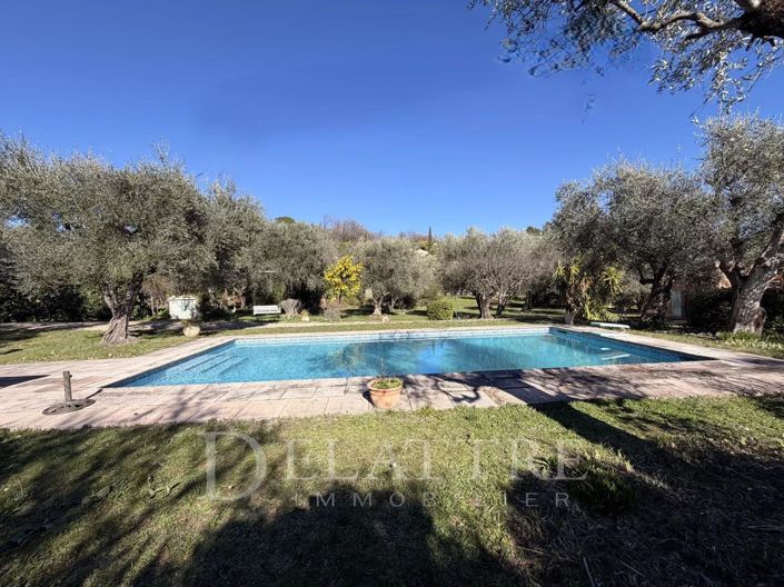 Image No.3-Maison de 4 chambres à vendre à Châteauneuf-Grasse