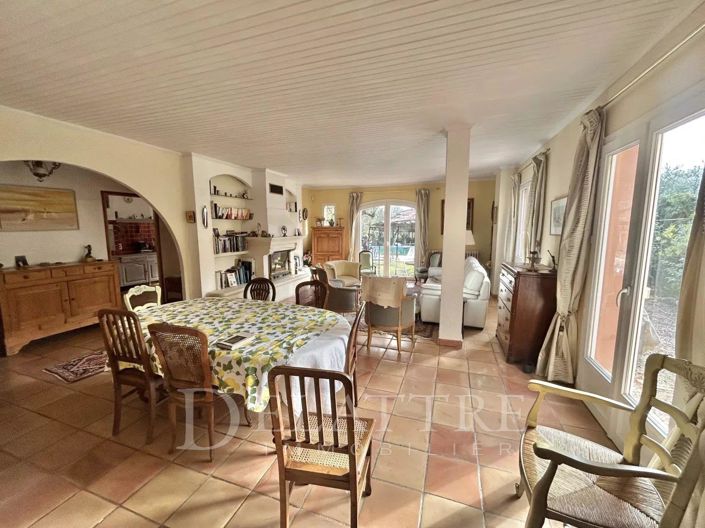 Image No.8-Maison de 4 chambres à vendre à Châteauneuf-Grasse