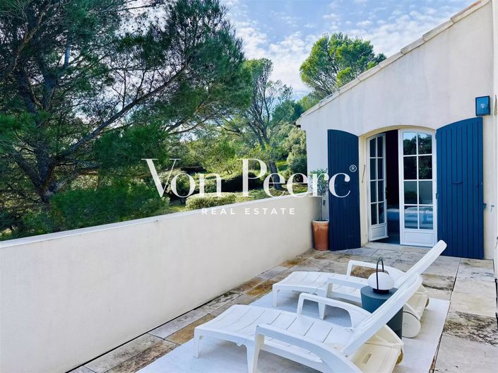 Image No.16-4 Bed House for sale