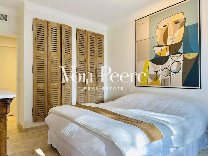 Image No.8-4 Bed House for sale