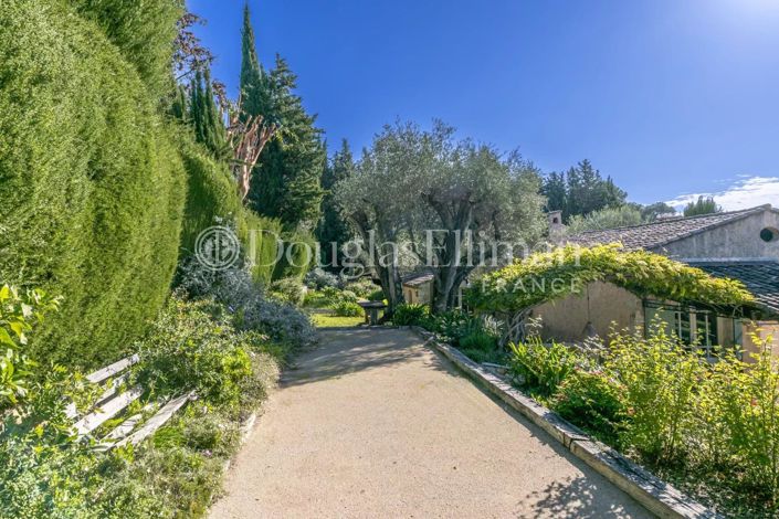 Image No.14-4 Bed House for sale