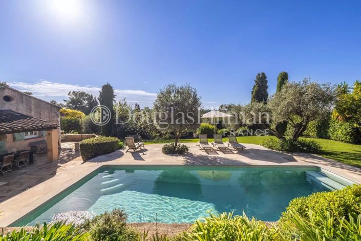 Image No.3-4 Bed House for sale