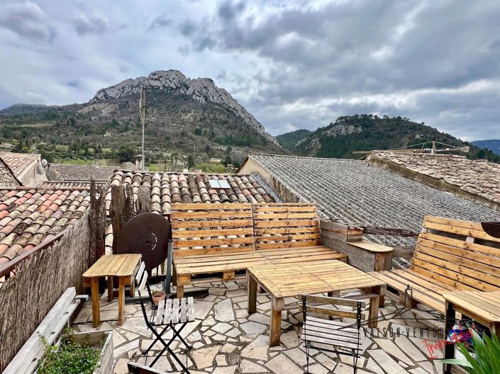 Image No.16-5 Bed House for sale