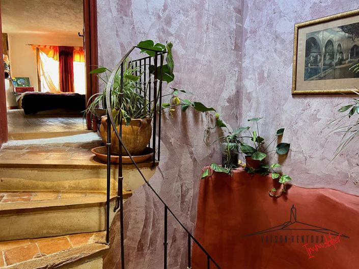 Image No.9-5 Bed House for sale