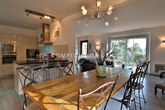 Image No.10-4 Bed House for sale