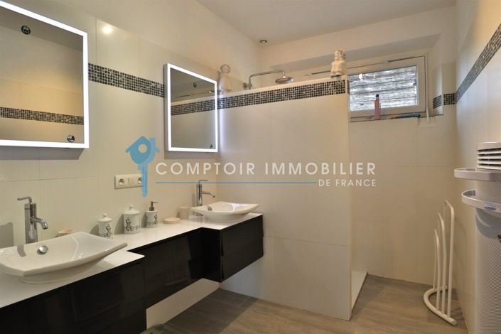 Image No.13-4 Bed House for sale