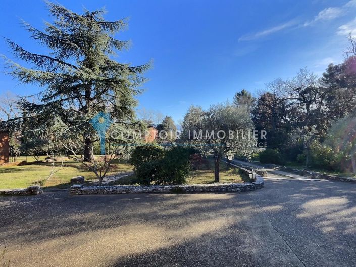 Image No.20-4 Bed House for sale