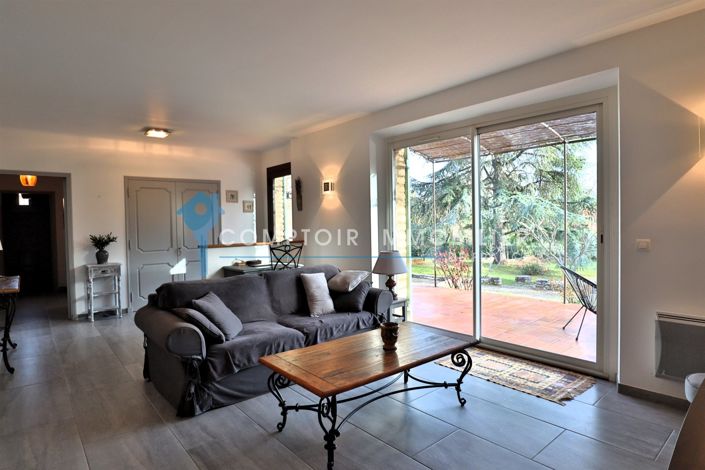 Image No.8-4 Bed House for sale