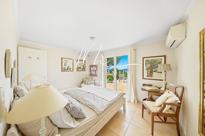 Image No.10-Maison de 4 chambres à vendre à Le Lavandou