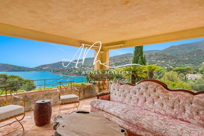 Image No.4-7 Bed House for sale