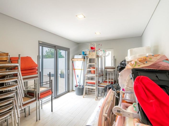 Image No.29-4 Bed House for sale