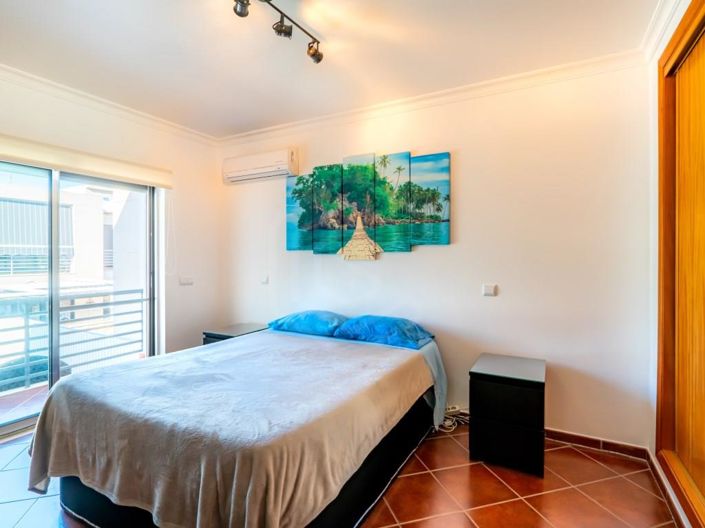 Image No.10-4 Bed House for sale