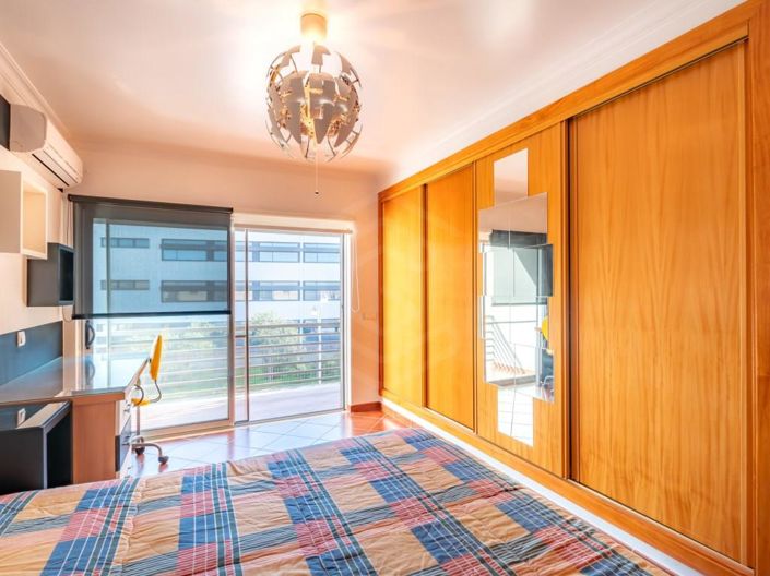 Image No.13-4 Bed House for sale