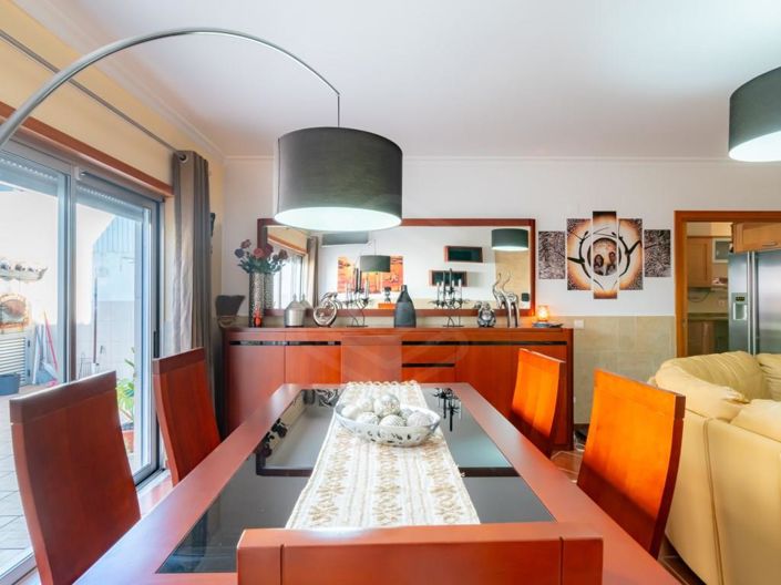 Image No.5-4 Bed House for sale