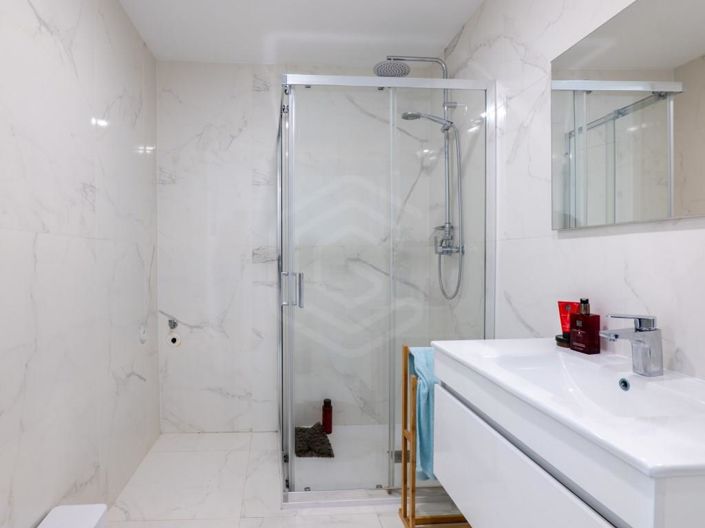 Image No.23-3 Bed Apartment for sale