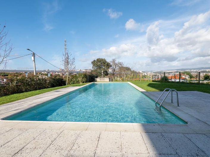 Image No.32-3 Bed Apartment for sale