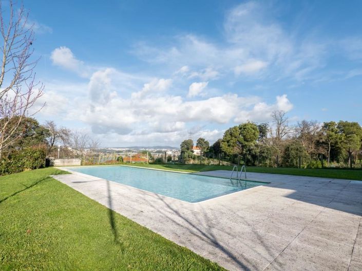 Image No.33-3 Bed Apartment for sale