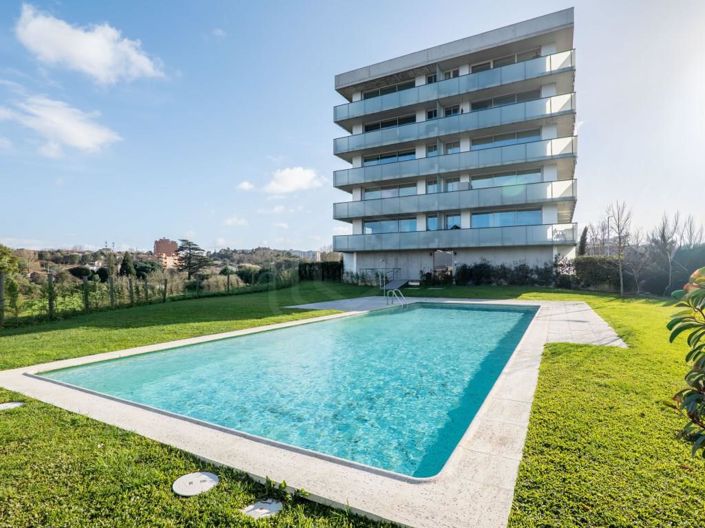 Image No.35-3 Bed Apartment for sale