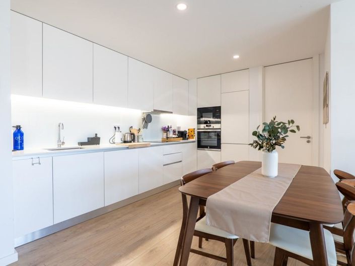 Image No.7-3 Bed Apartment for sale