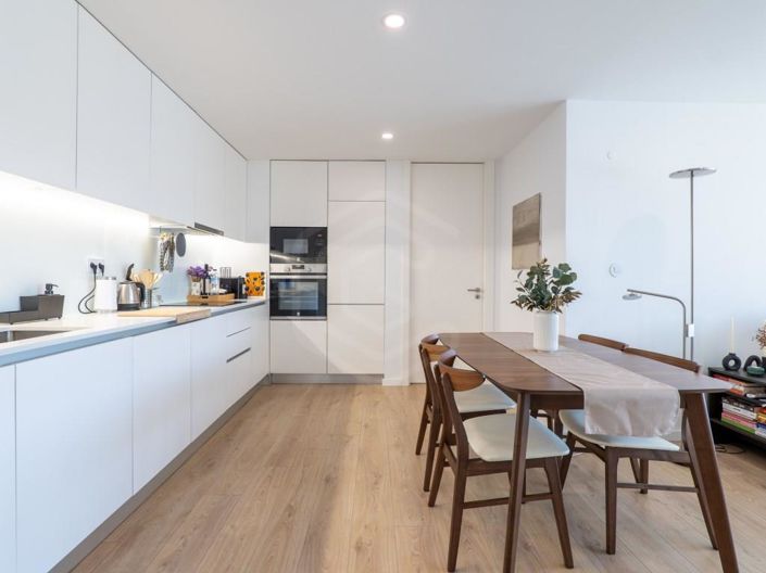 Image No.8-3 Bed Apartment for sale