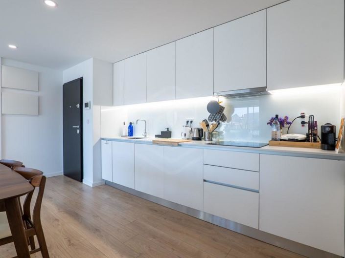 Image No.9-3 Bed Apartment for sale