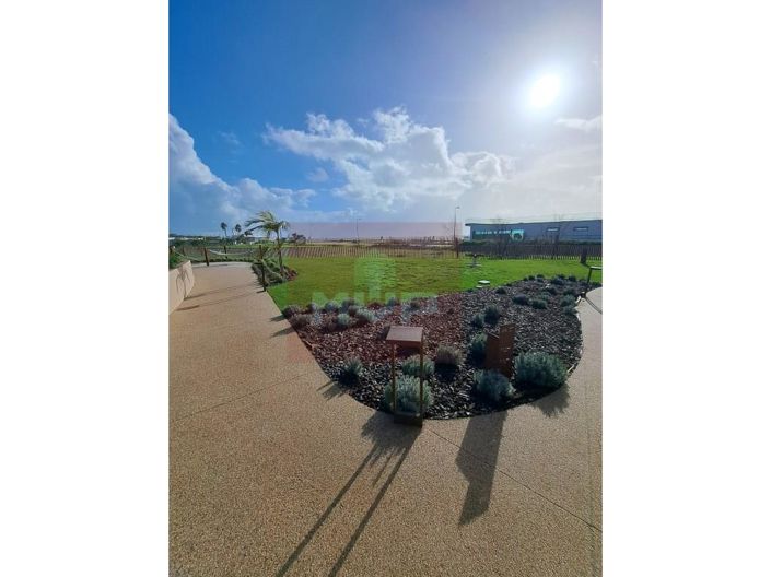 Image No.20-2 Bed Apartment for sale