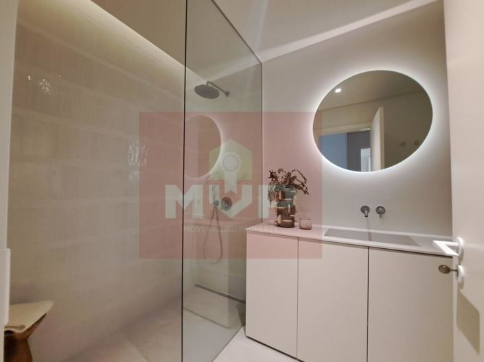 Image No.25-2 Bed Apartment for sale