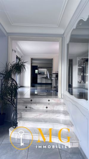 Image No.14-6 Bed House for sale