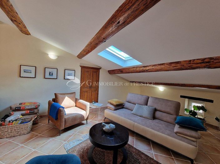 Image No.11-4 Bed House for sale