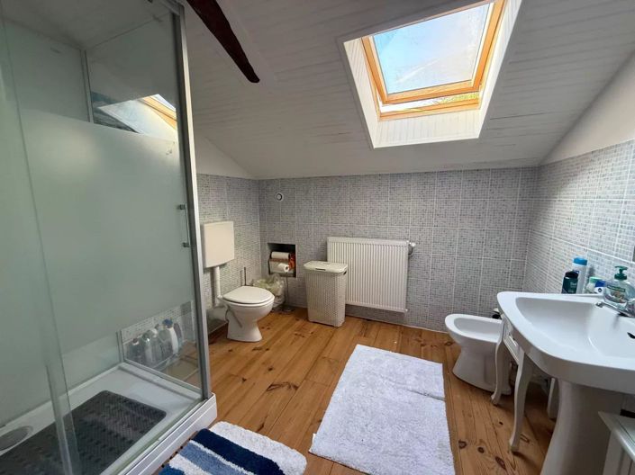 Image No.13-5 Bed House for sale