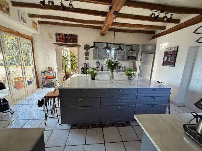 Image No.2-5 Bed House for sale