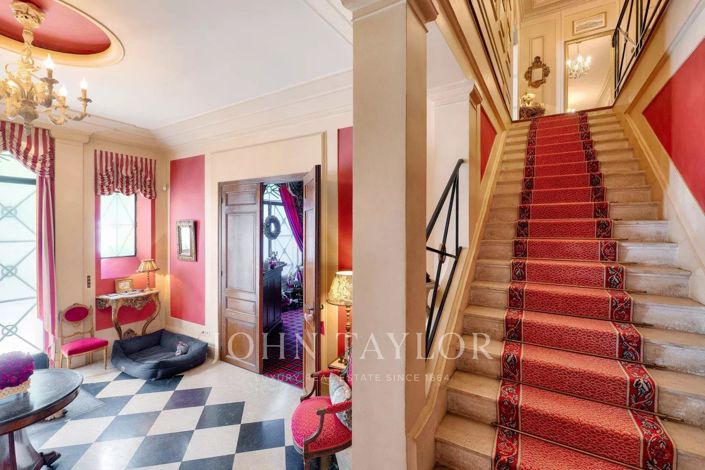 Image No.5-7 Bed House for sale