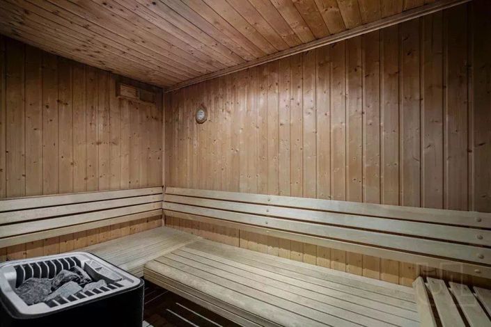 Image No.24-5 Bed House for sale