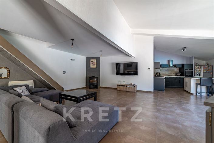 Image No.4-4 Bed House for sale