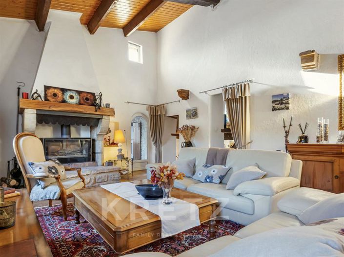 Image No.9-3 Bed House for sale