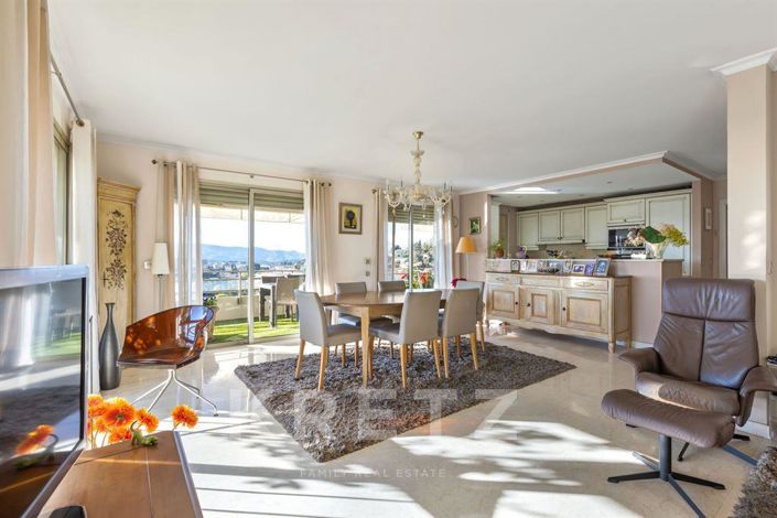 Image No.7-Appartement de 2 chambres à vendre à Le Cannet